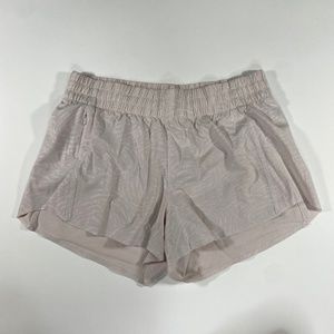 Cream Athleta Printed Hustle Short 3"